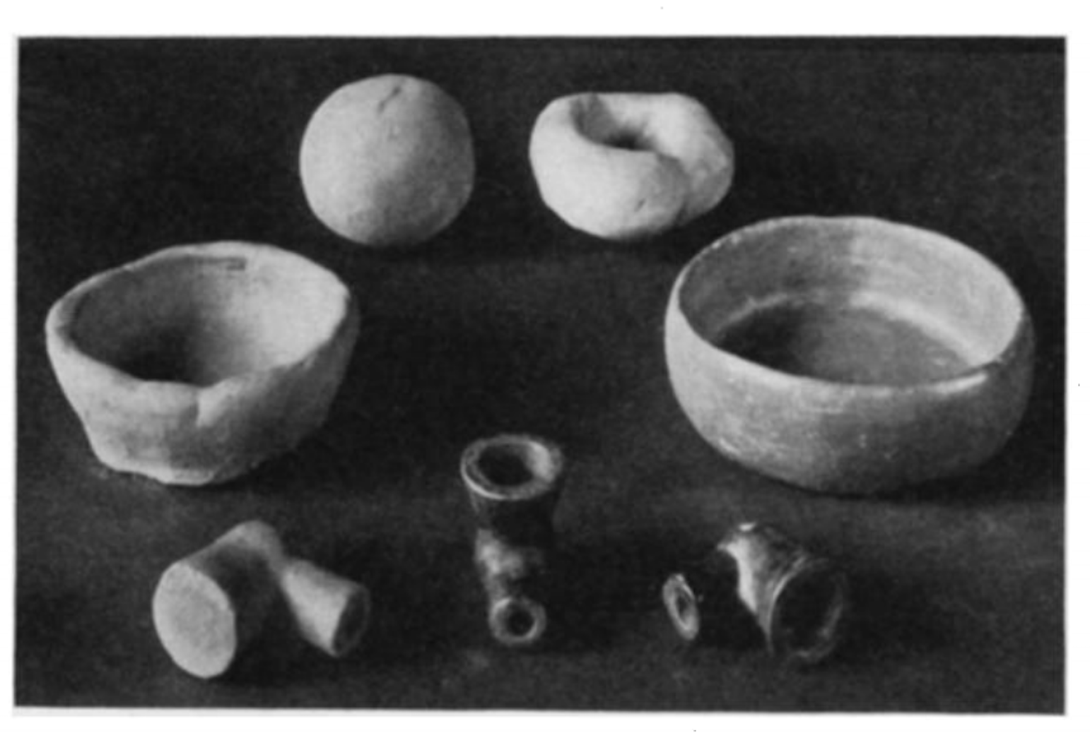 Construction of a Catawba bowl from the lump of clay to the finished product