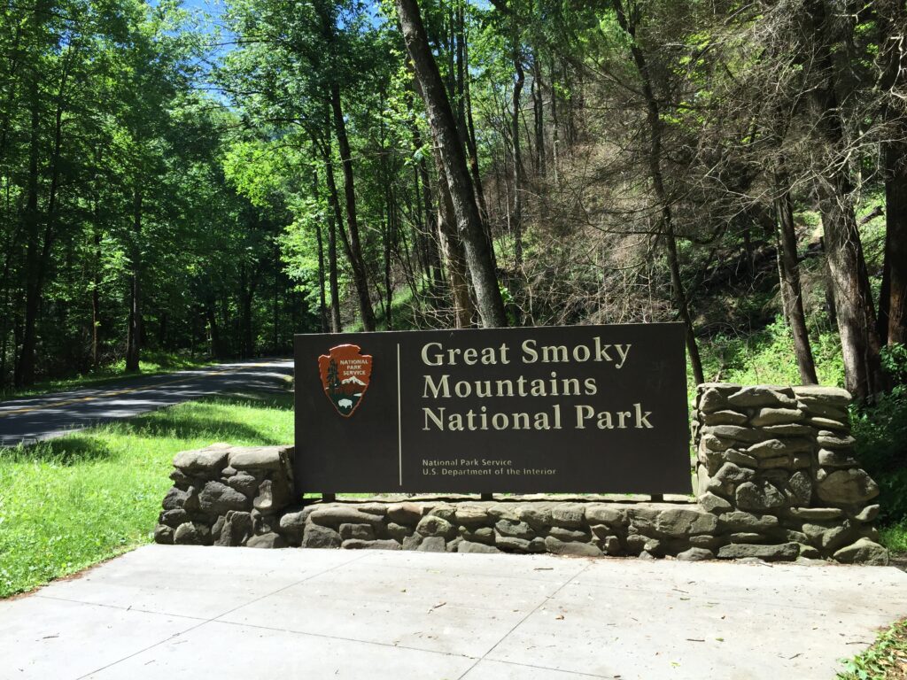 Sign at the entrance of Great Smoky Mountains State Park